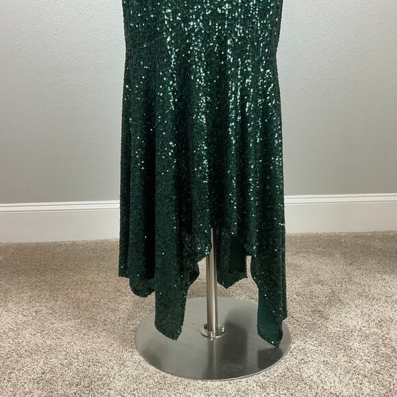 Green Sequined One Shoulder High Low Midi Sheath Cocktail Dress Size 8 by AQUA - Picture 9 of 13